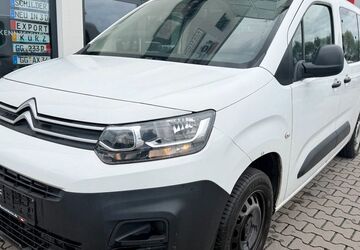 Citroen Berlingo 43.000 km 9.900 &euro; Rüsselsheim 65428