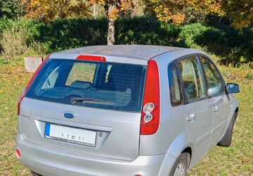 Ford Fiesta 200.000 km 1.200 &euro; Frankfurt am Main 60528