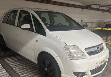 Opel Meriva 216.000 km 600 &euro; Hochheim 65239