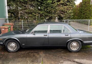 Jaguar Daimler 155.155 km 3.900 &euro; Frankfurt am Main 60528