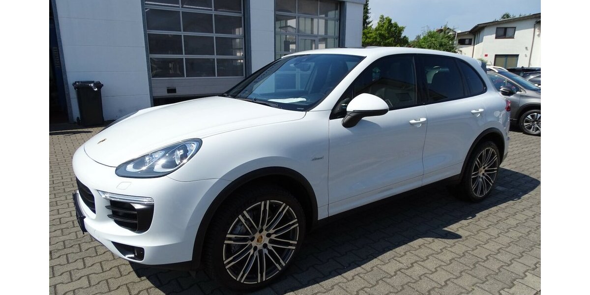 Porsche Cayenne S 4,2l Diesel Pano, Navi, 21 Zoll, Standhe 225.443 km 26.990 &euro; Rodgau 63110