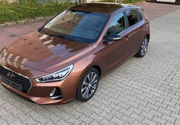 Hyundai i30 107.000 km 10.450 &euro; Frankfurt am Main 60389