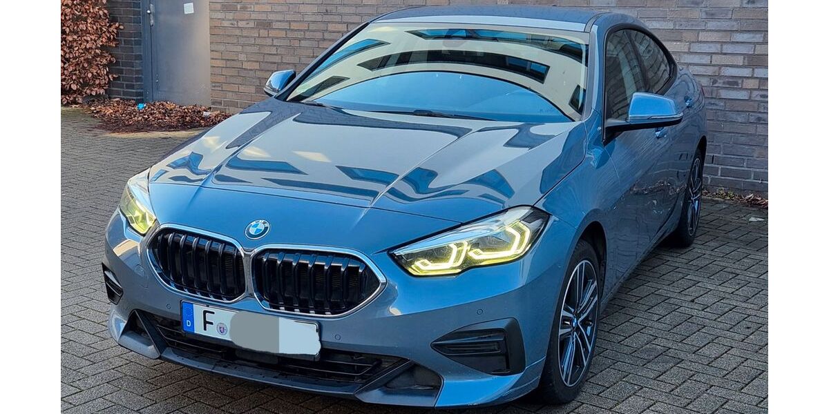 BMW 216 Gran Coupé 153.000 km 17.400 &euro; Frankfurt am Main 60528