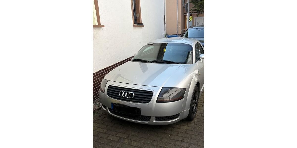 Audi TT 141.000 km 11.000 &euro; Hattersheim 65795
