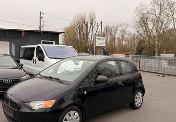 Mitsubishi Colt 180.000 km 1.999 &euro; Frankfurt am Main 60486