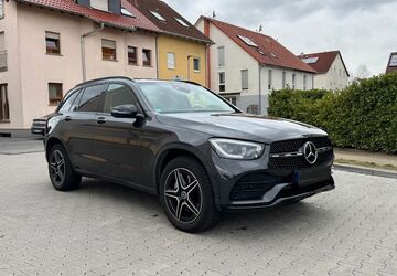 Mercedes-Benz GLC 300 133.000 km 34.499 &euro; Bischofsheim 65474