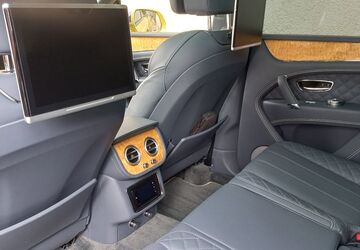 Bentley Bentayga 37.800 km 129.999 &euro; Frankfurt 65933