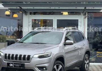 Jeep Cherokee 81.376 km 18.811 &euro; Flörsheim am Main 65439
