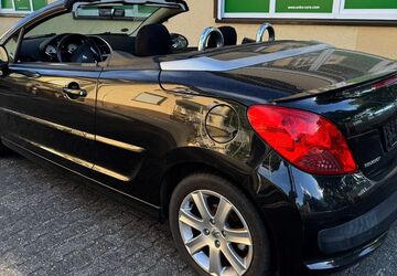 Peugeot 207 134.500 km 2.700 &euro; NEU ISENBURG 63263