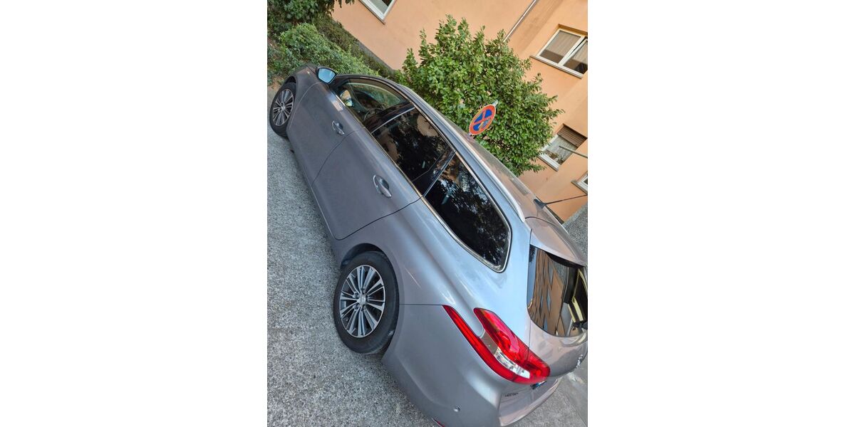 Peugeot 308 135.000 km 12.500 &euro; Frankfurt 63263
