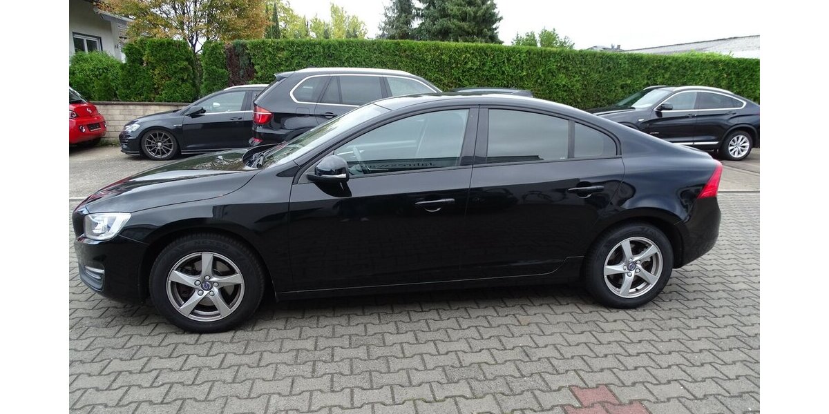 Volvo S60 Kinetic Klima, Navigation 196.500 km 8.290 &euro; Rodgau 63110