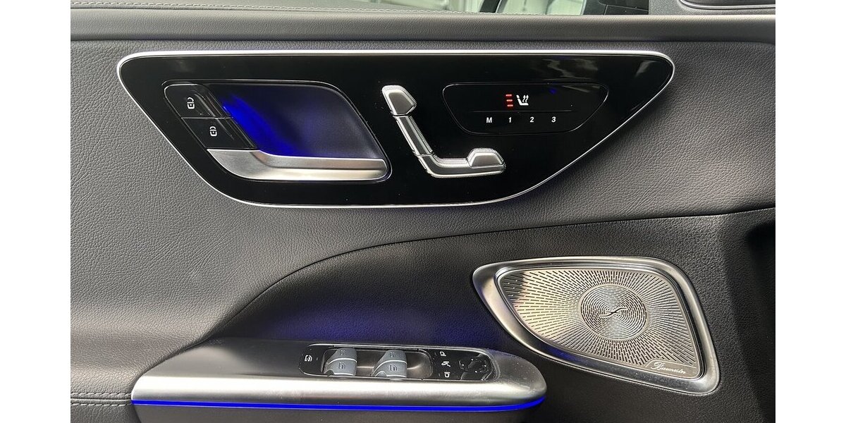 Mercedes-Benz C 300 d EDITION AMG DISTRONIC-PANORAMA-BURMESTER 31.110 km 49.897 &euro; Groß-Umstadt 64823