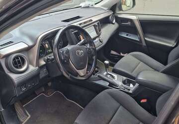 Toyota RAV 4 112.000 km 19.500 &euro; Frankfurt am Main 60528