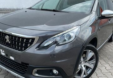 Peugeot 2008 100.000 km 10.990 &euro; Rüsselsheim 65428