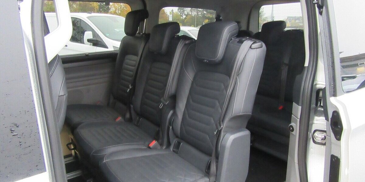Ford Tourneo Custom 320 L1 Tourneo Titanium FWD Autom. 25.000 km 43.950 &euro; Gernsheim 64579