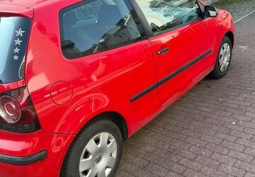 VW Polo 177.000 km 2.400 &euro; Frankfurt 60599