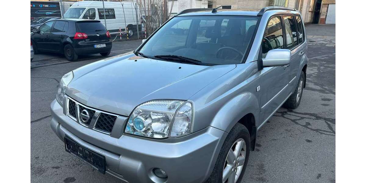 Nissan X-Trail 210.000 km 2.450 &euro; Neu-Isenburg 63263