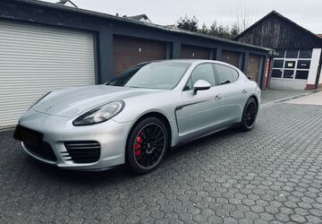 Porsche Panamera 100.000 km 44.400 &euro; Griesheim 64347