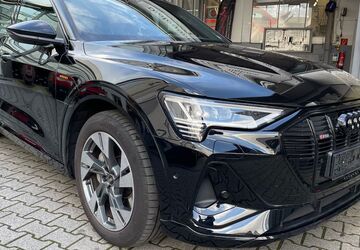 Audi e-tron 34.865 km 46.850 &euro; Frankfurt am Main 65936