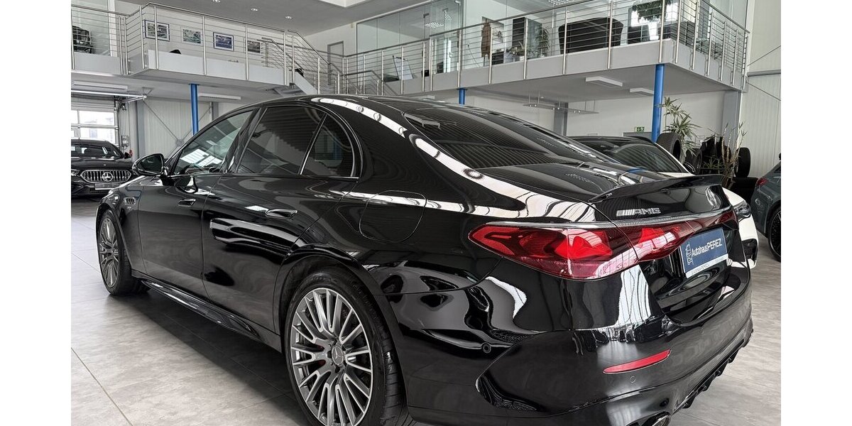 Mercedes-Benz E 53 AMG Hybrid 4M+ DYNIAMIC+ DRIVERS PACK-NIGHT 33.230 km 79.949 &euro; Groß-Umstadt 64823