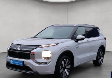 Mitsubishi Plug-in Hybrid Outlander 5.000 km 48.950 &euro; Frankfurt 60386