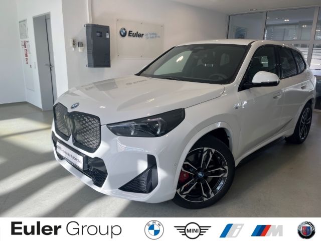BMW iX1 32.470 km 36.888 &euro; Hofheim 65719