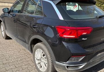 VW T-Roc 173.107 km 14.875 &euro; Frankfurt am Main 60389