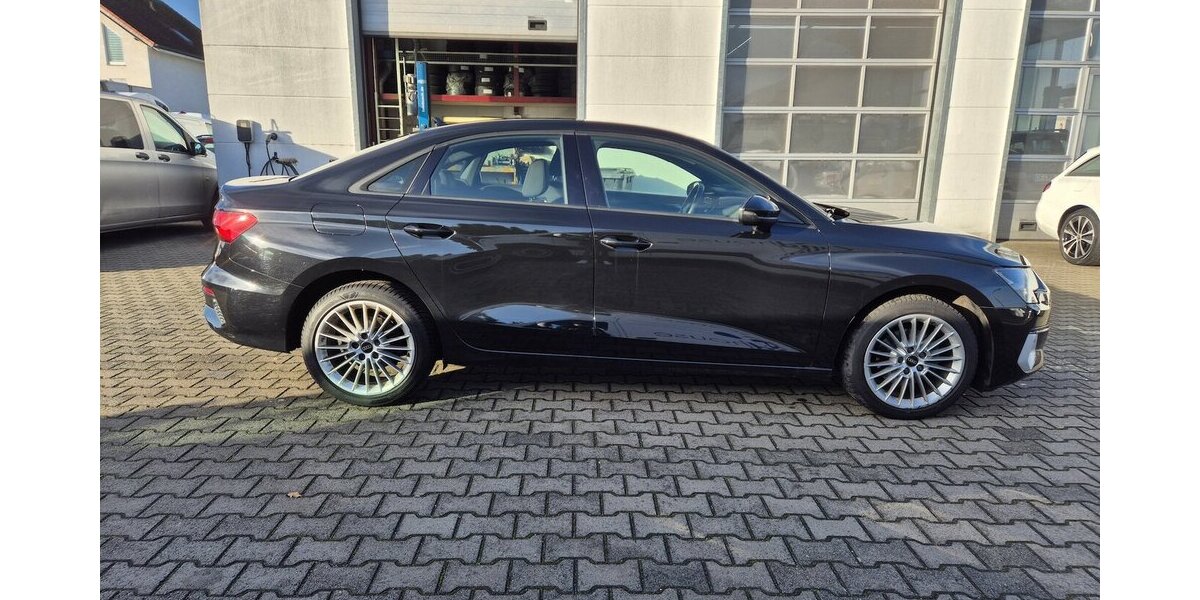 Audi A3 35 TDI advanced Navigation, AHK, AppleCarplay 75.200 km 21.900 &euro; Rodgau 63110