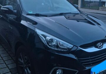 Hyundai ix35 140.000 km 9.600 &euro; Rüsselsheim 65428