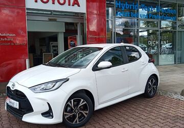 Toyota Yaris 3.680 km 24.490 &euro; Brensbach 64395