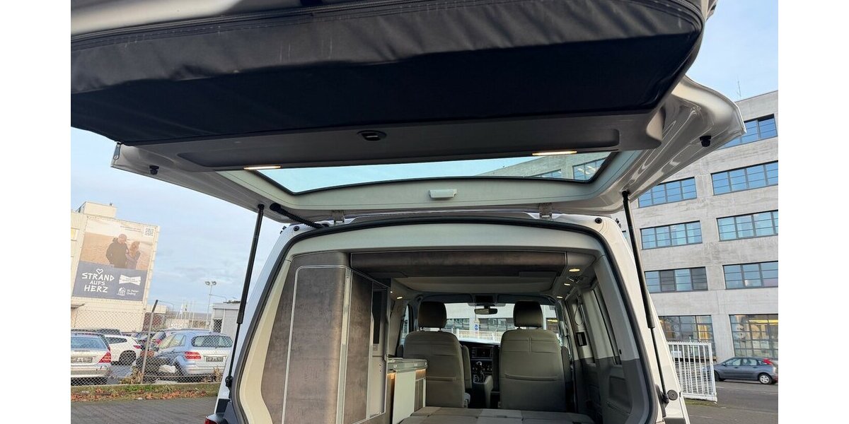 VW T6.1 California 2.0 TDI DSG Ocean/Küche/1Hd LED 82.000 km 49.999 &euro; Frankfurt 60386