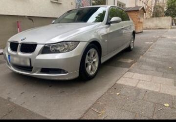 BMW 320 269.000 km 4.299 &euro; Frankfurt am Main 60385