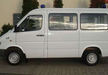 Mercedes-Benz Sprinter 132.000 km 10.900 &euro; Rödermark 63322