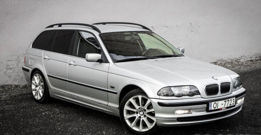 BMW 330 330.000 km 3.000 &euro; Offenbach 63069