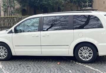 Lancia Voyager 203.000 km 10.500 &euro; Frankfurt 60318
