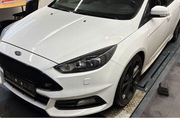 Ford Focus 102.000 km 15.490 &euro; Bensheim 64625