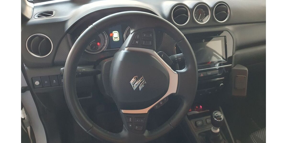 Suzuki Vitara 37.000 km 22.990 &euro; Rodgau 63110