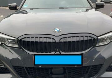 BMW 330 100.512 km 21.700 &euro; Frankfurt am Main 60528