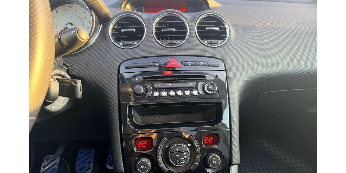 Peugeot 308 1.6 Turbo Allure/2Hd/Scheckh. 108.000 km 6.590 &euro; Frankfurt 60386