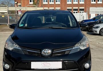 Toyota Verso 165.000 km 7.599 &euro; Frankfurt am Main 60386