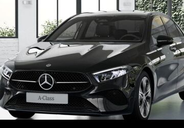 Mercedes-Benz A 180 9.900 km 35.850 &euro; Frankfurt 60488