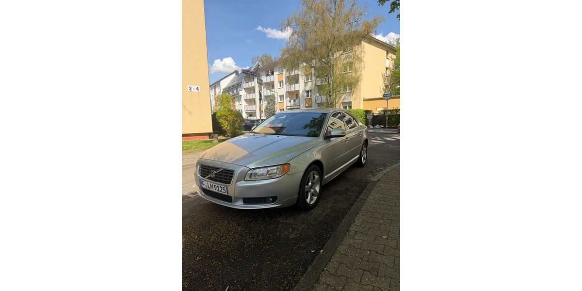 Volvo S80 230.000 km 7.500 &euro; Frankfurt am Main 60435