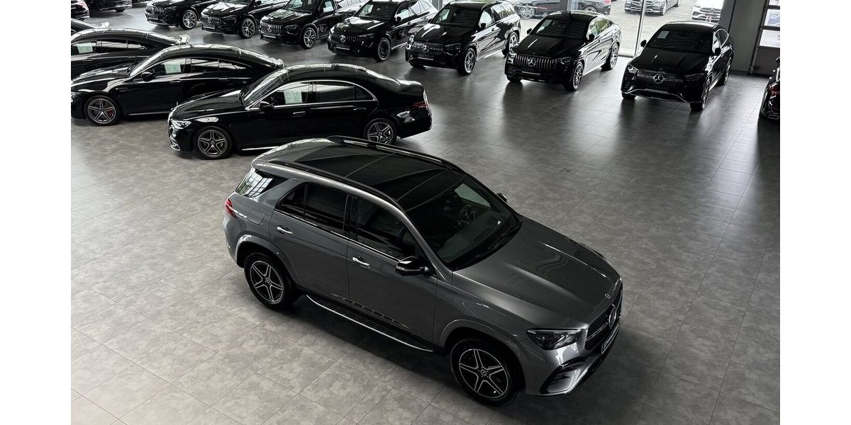Mercedes-Benz GLE 300 d 4M AMG DISTRON.-STANDHEIZ-AIRMATIC-AHK 13.546 km 84.997 &euro; Groß-Umstadt 64823
