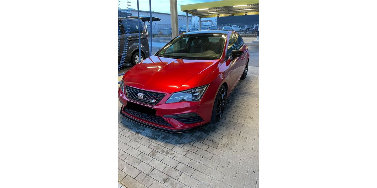 Seat Leon 97.600 km 20.200 &euro; Bickenbach 64404