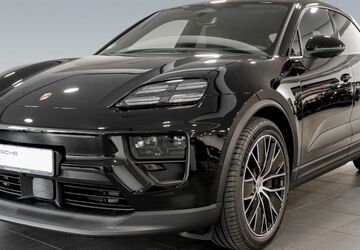 Porsche Macan 9.900 km 85.970 &euro; Frankfurt 60314