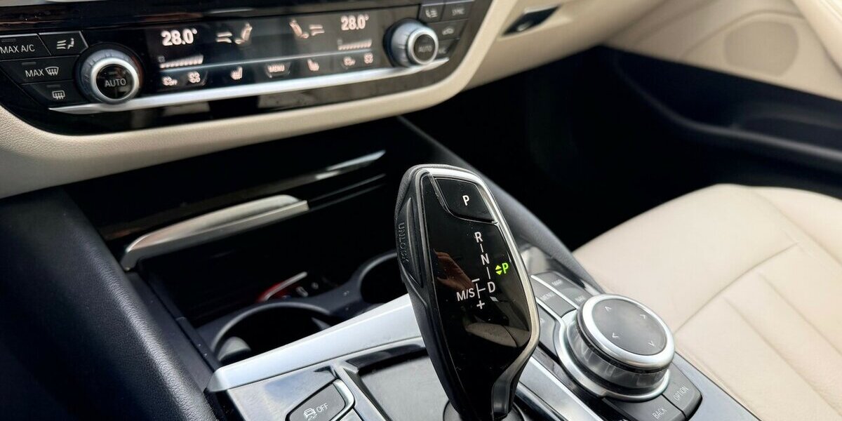 BMW 540i xDrive/Leder/Scheckh/Top 159.000 km 21.990 &euro; Frankfurt 60386