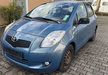 Toyota Yaris 360.000 km 2.000 &euro; Gernsheim 64579
