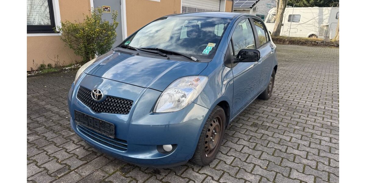 Toyota Yaris 360.000 km 2.000 &euro; Gernsheim 64579