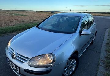 VW Golf 198.000 km 3.200 &euro; Hofheim 65719