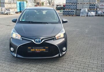 Toyota Yaris 101.275 km 10.999 &euro; Frankfurt am Main 60386